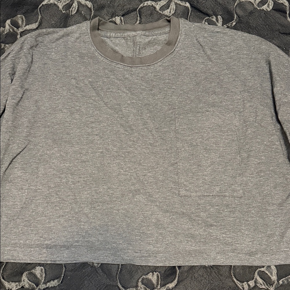 Lululemon Athletica Gray crop top
